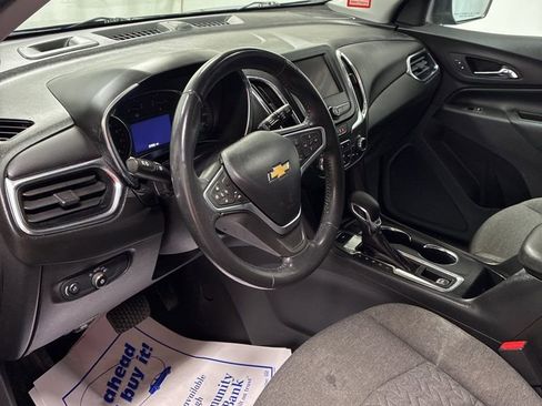 Used 2022 Chevrolet Equinox LT image 11