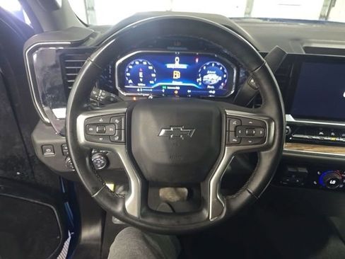 Used 2024 Chevrolet Silverado 1500 RST AWD/4WD image 10