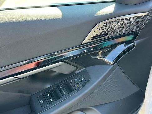 Certified 2024 BMW 540i xDrive 540i xDrive Sedan w/ Premium Package image 18