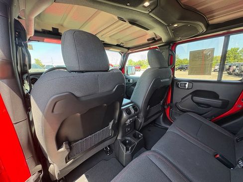 Used 2026 Jeep Gladiator Rubicon AWD/4WD image 26