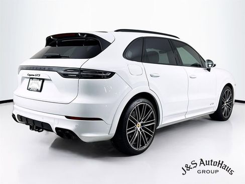 Used 2021 Porsche Cayenne GTS w/ Premium Package Plus image 7