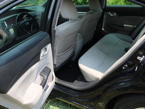 Used 2013 Honda Civic Hybrid Sedan image 28