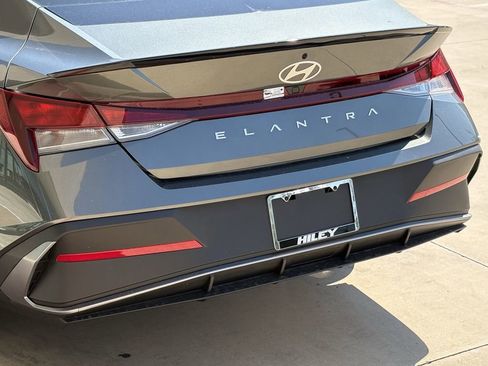 New 2025 Hyundai Elantra Sport image 6