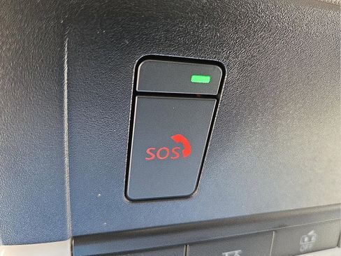 New 2026 Nissan Pathfinder SL image 19