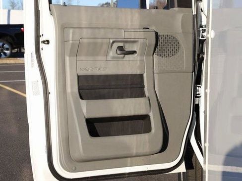 New 2026 Ford E-350 and Econoline 350 Super Duty w/ Power Equipment Group image 12