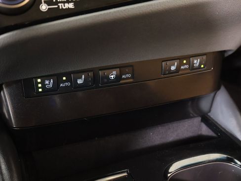 Used 2024 Lexus ES 350 w/ Premium Package FWD image 7