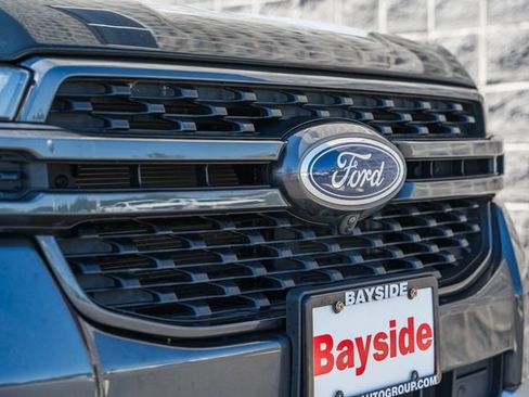 Used 2024 Ford Ranger Lariat w/ FX4 Off-Road Package AWD/4WD image 12