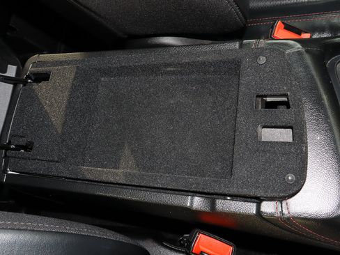 Used 2022 Dodge Durango R/T w/ Blacktop Package image 33