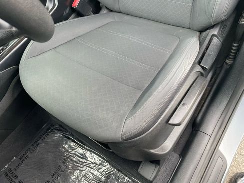 Used 2019 Kia Sorento L image 23