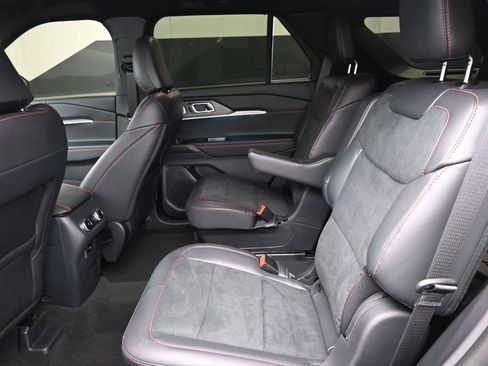 Used 2025 Ford Explorer ST w/ Sun And Sound Package image 24