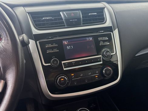 Used 2018 Nissan Altima 2.5 SR image 18