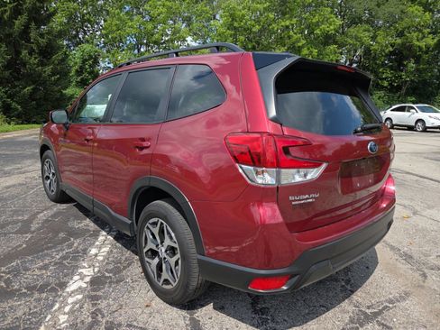Used 2024 Subaru Forester Premium AWD/4WD image 12