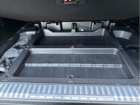 Used 2024 GMC Hummer EV 3X w/ Omega Edition AWD/4WD image 40