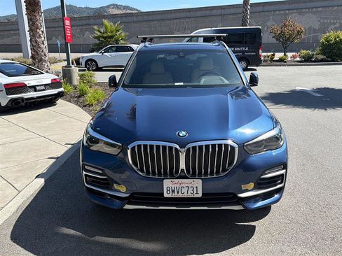 Used 2021 BMW X5 xDrive45e w/ Parking Assistance Package AWD/4WD image 3