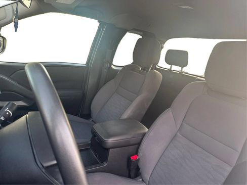 Used 2024 Nissan Frontier S w/ Technology Package RWD image 15