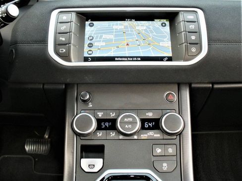 Used 2019 Land Rover Range Rover Evoque AWD/4WD image 32