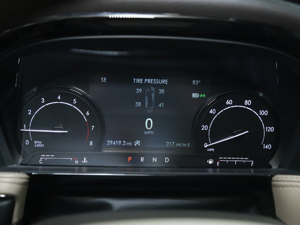 Used 2022 Lincoln Corsair AWD w/ Equipment Group 101A image 24