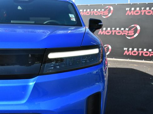 Used 2024 Honda Prologue EX image 11