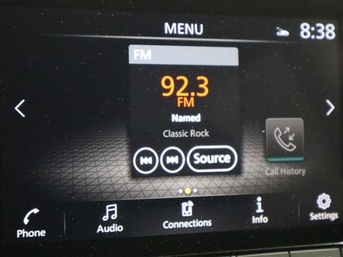 Used 2024 Nissan Pathfinder SV image 33