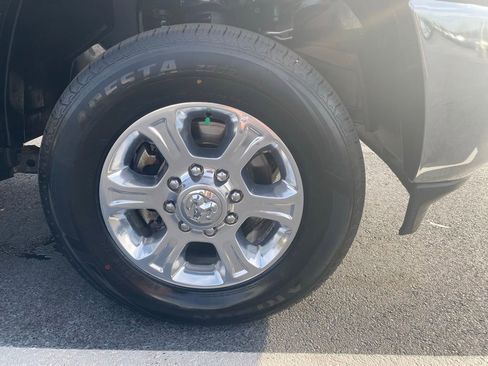 Used 2024 RAM 2500 Big Horn image 29