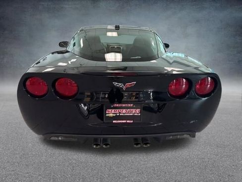 Used 2005 Chevrolet Corvette Coupe w/ Preferred Equipment Group image 9