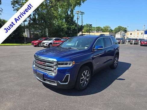Used 2023 GMC Acadia SLE w/ Driver Convenience Package FWD image 1