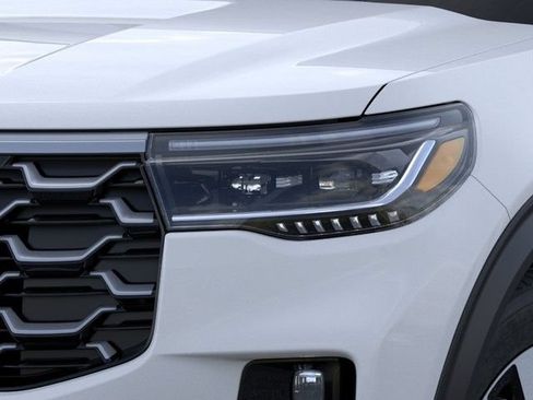 New 2026 Ford Explorer Platinum w/ LUX Leather Package AWD/4WD image 18