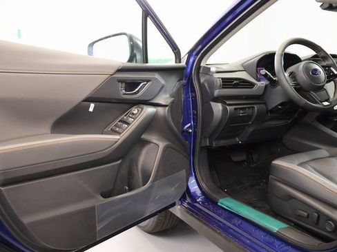 New 2026 Subaru Crosstrek 2.5i Limited w/ Popular Package #3A image 9