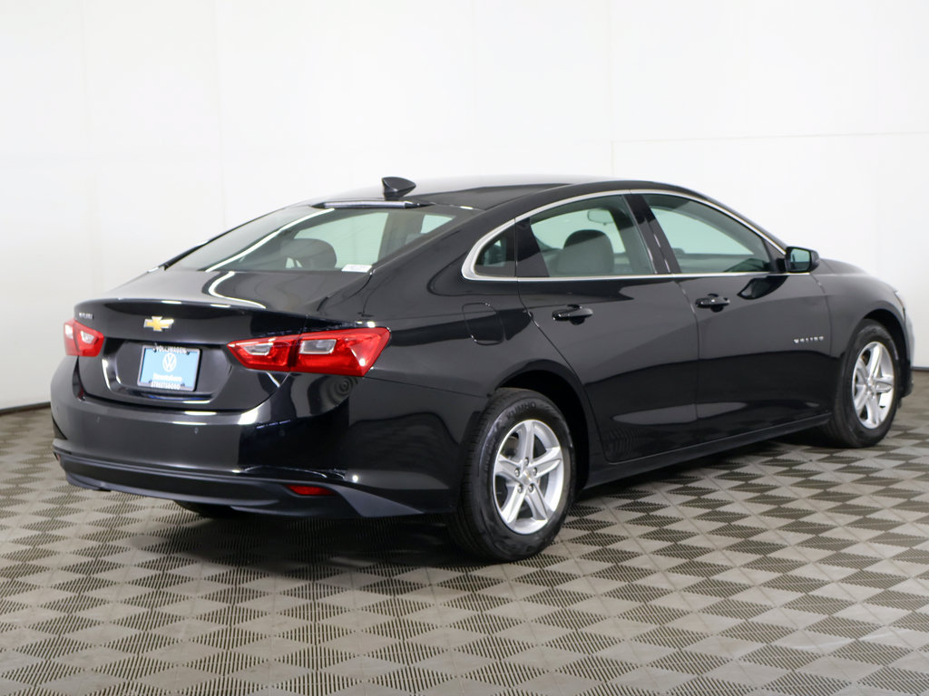 Used 2023 Chevrolet Malibu LS w/ Driver Confidence Package FWD image 9