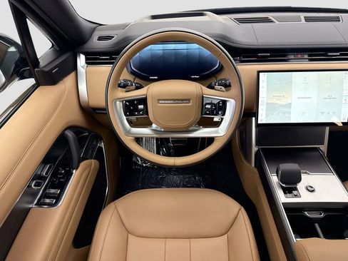 New 2026 Land Rover Range Rover Long Wheelbase SE AWD/4WD image 10