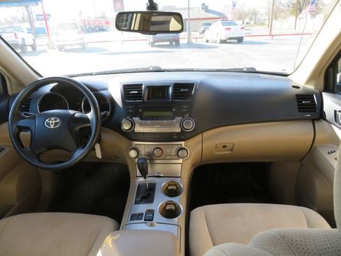 Used 2011 Toyota Highlander image 14