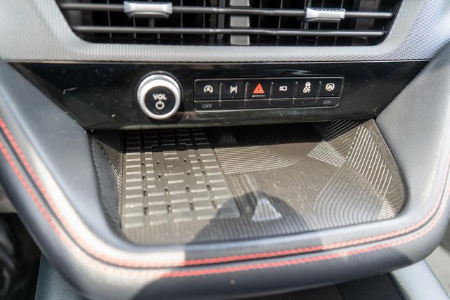 Certified 2025 Ford Explorer ST AWD/4WD image 34