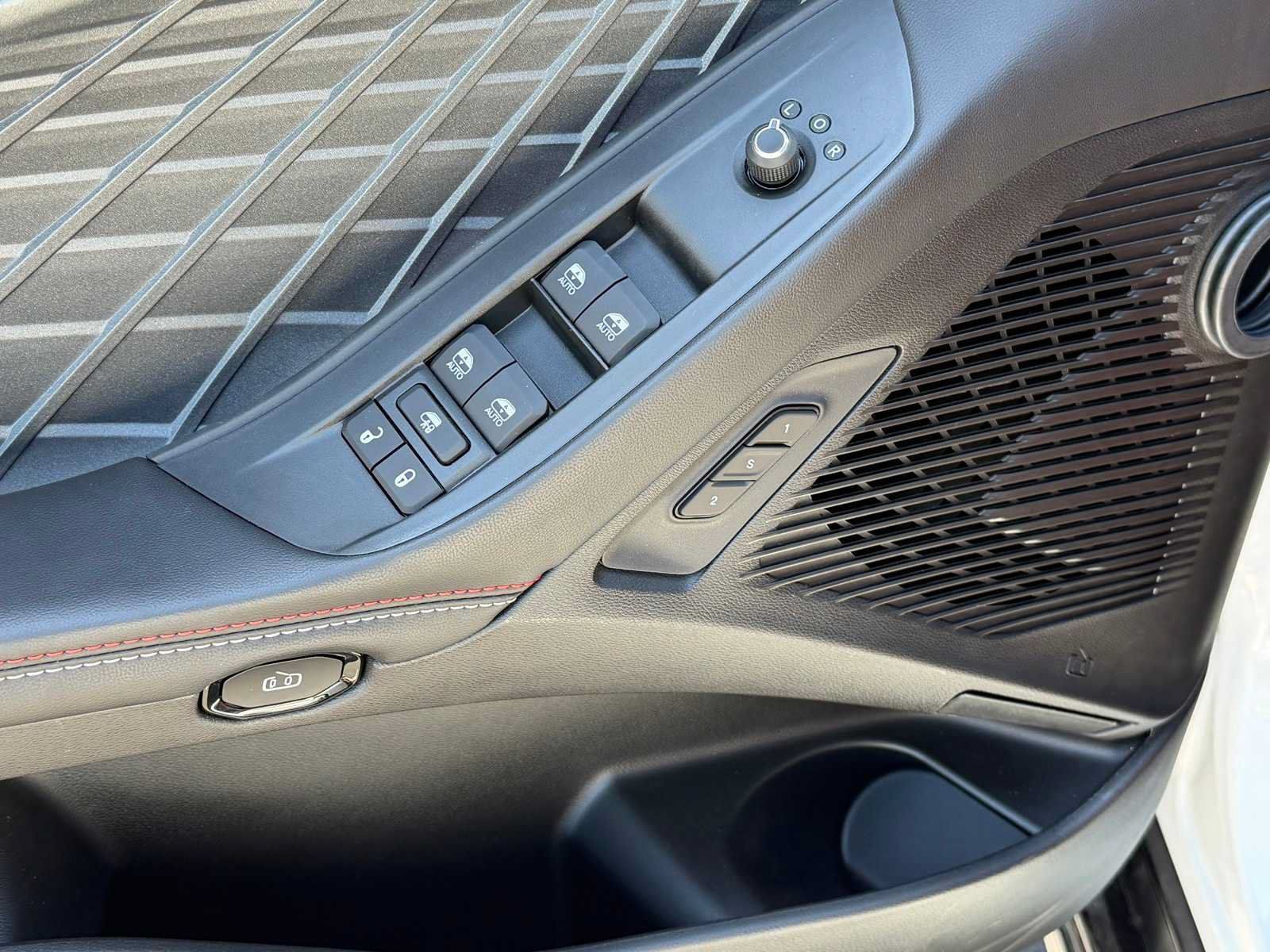 New 2026 Dodge Charger R/T AWD/4WD image 14