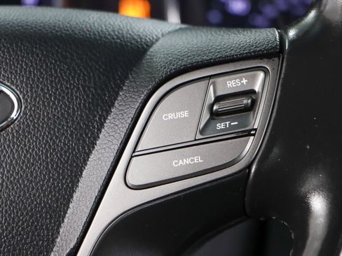 Used 2018 Hyundai Santa Fe Sport FWD image 14