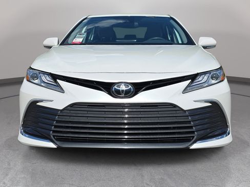 Certified 2023 Toyota Camry XLE FWD image 2