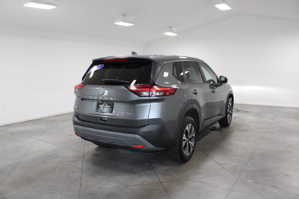 Used 2023 Nissan Rogue SV AWD/4WD image 9