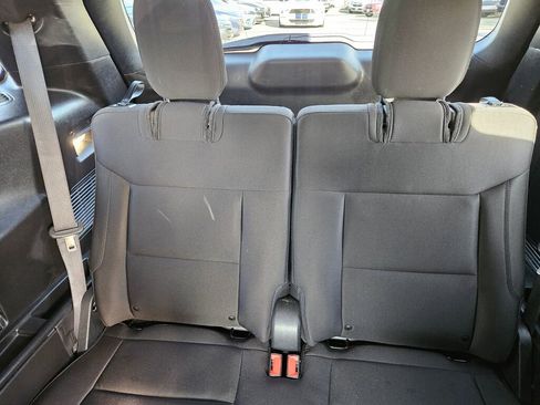 Used 2020 Ford Explorer XLT w/ Class III Trailer Tow Package image 23