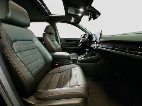 Used 2025 Honda CR-V Sport Touring image 30