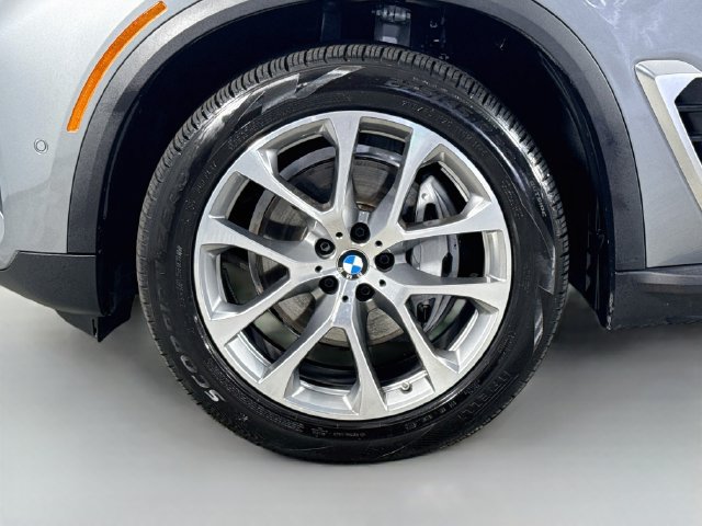 Used 2026 BMW X5 sDrive40i RWD image 37