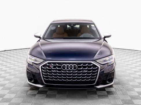 Used 2025 Audi S8 AWD/4WD image 8