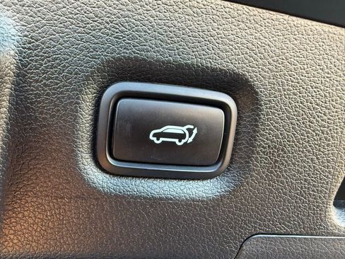 Used 2023 Hyundai Santa Fe SEL image 20