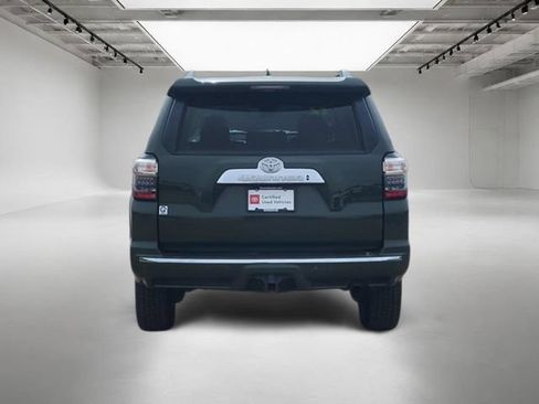 Used 2022 Toyota 4Runner Limited AWD/4WD image 6