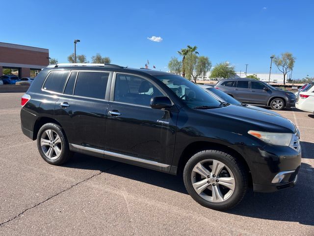 Used 2011 Toyota Highlander Limited w/ Tow Pkg AWD/4WD image 1
