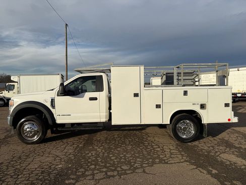 Used 2021 Ford F450 XL w/ Power Equipment Group image 4