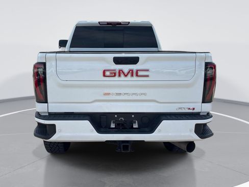 Used 2024 GMC Sierra 3500 AT4 w/ Technology Package AWD/4WD image 7