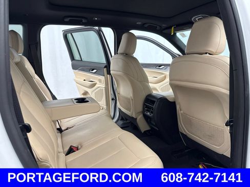 Certified 2023 Jeep Grand Cherokee Limited w/ Trailer Tow Prep Group (B) AWD/4WD image 31
