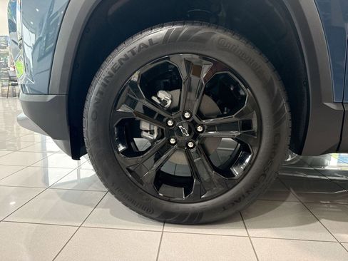 New 2026 Chevrolet Equinox LT w/ Convenience Package II FWD image 12
