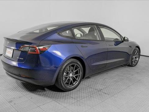 Used 2021 Tesla Model 3 Long Range AWD/4WD image 7