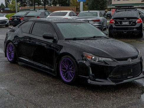 Used 2015 Scion tC image 6