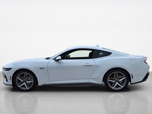 New 2026 Ford Mustang GT Premium RWD image 5